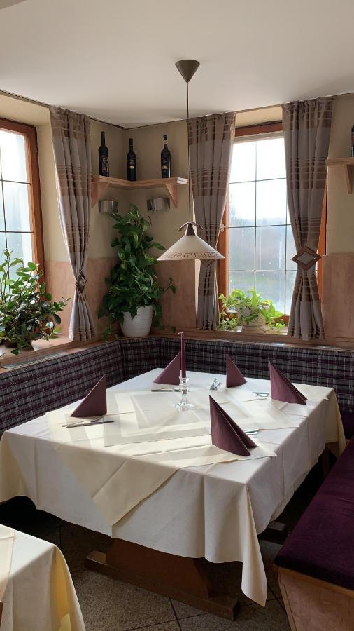 Hotel Pizzeria Da Beni Kochersteinsfeld Buitenkant foto